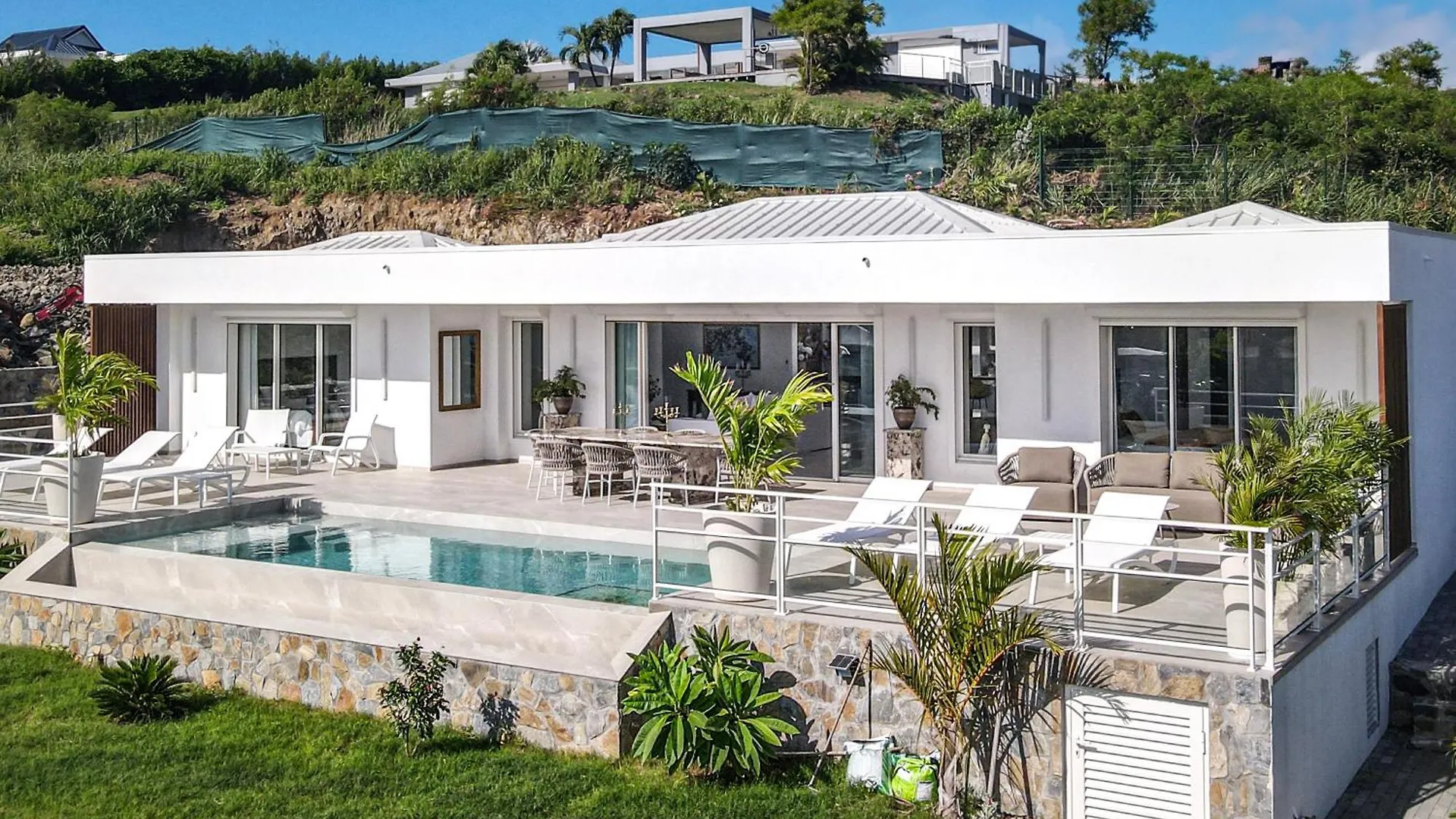 Fleur De Lys A Prestigious Villa With A Sea View. Orient Bay